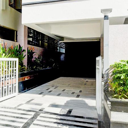 Townhouse Aarav Business Hotel Hyderabad Exterior photo